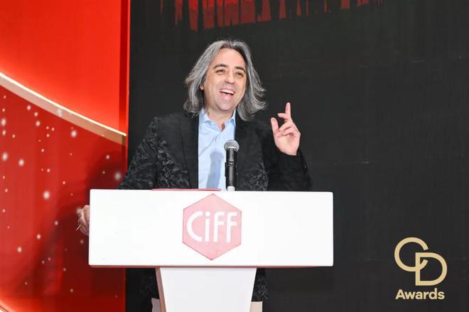星」颁奖典礼（民用家具展专场）盛大举办开元棋牌CIFF广州 2025「华钻之(图4)